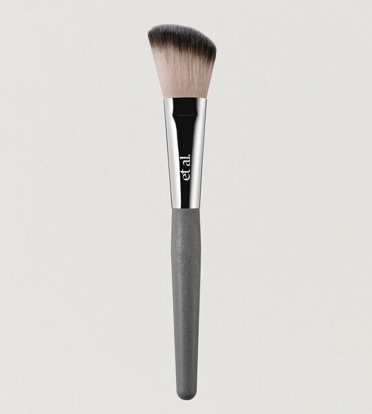 Angled Cheek Brush